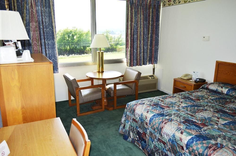 Huntingdon Motor Inn Bagian luar foto